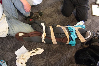 Improvised lower lef splint.